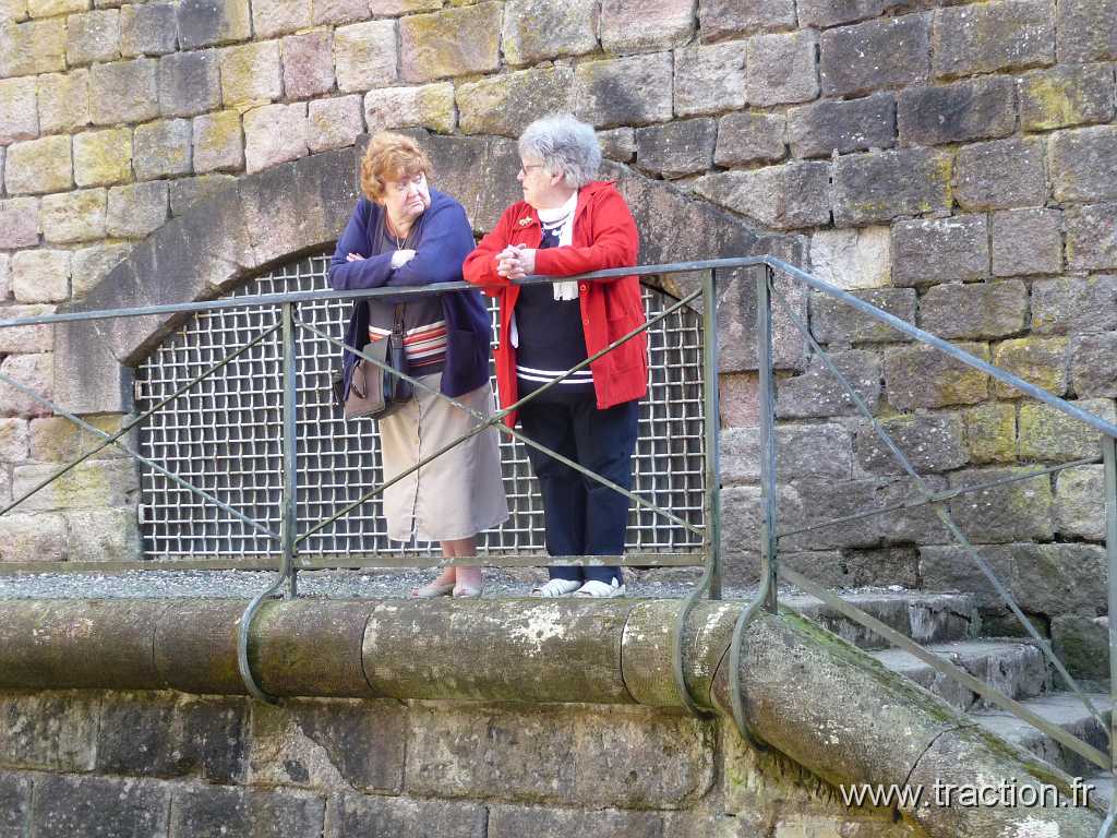 2015_Rodage-147.JPG - 6ème Rodage Printanier du CVAAM, Giromagny, le fort ou fort Dorsner, Annie et Anneliese
