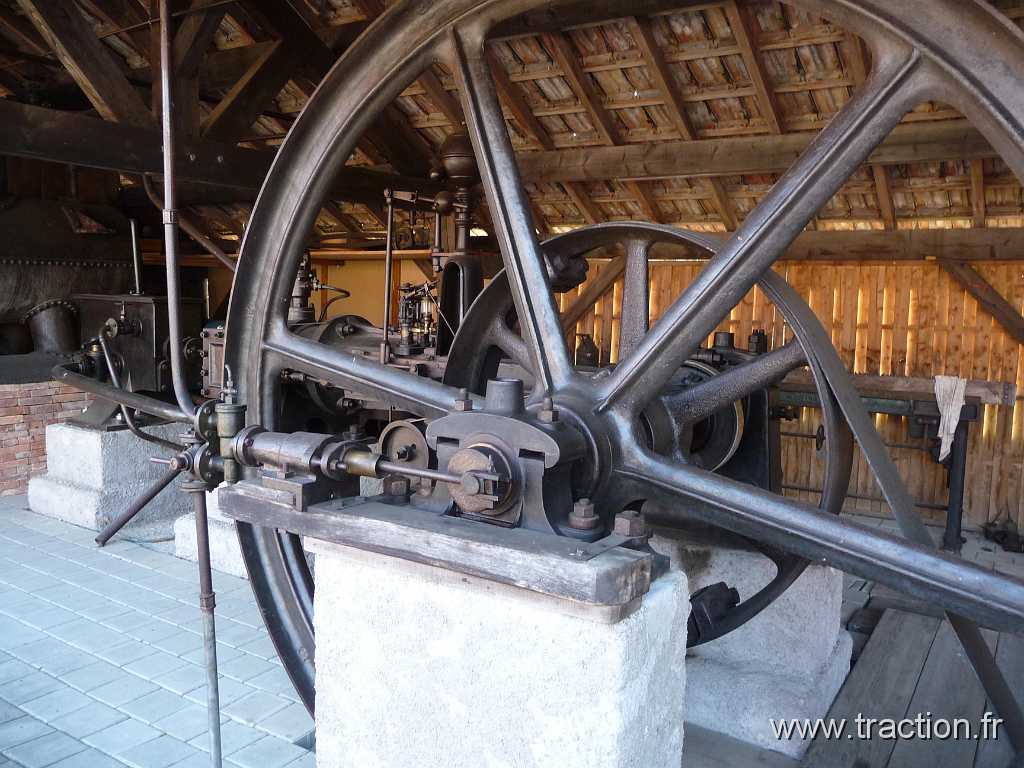 2015_Rodage-22.JPG - 6ème Rodage Printanier du CVAAM, Brebotte, le musée de l'artisanat et des traditions