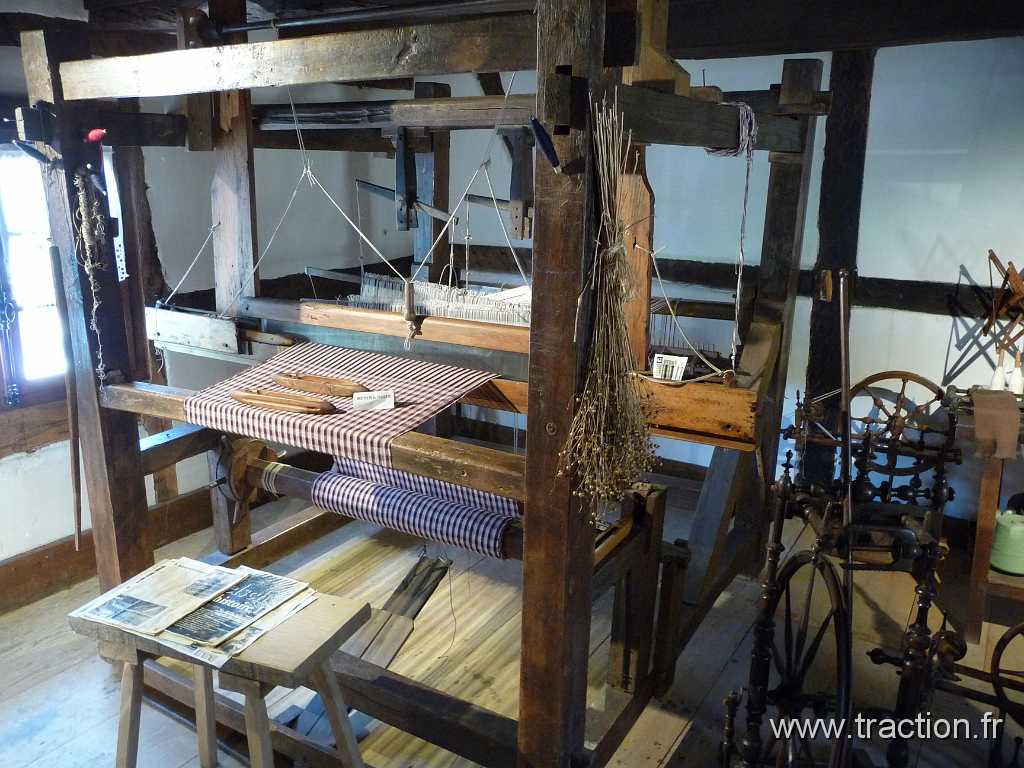 2015_Rodage-75.JPG - 6ème Rodage Printanier du CVAAM, Brebotte, le musée de l'artisanat et des traditions